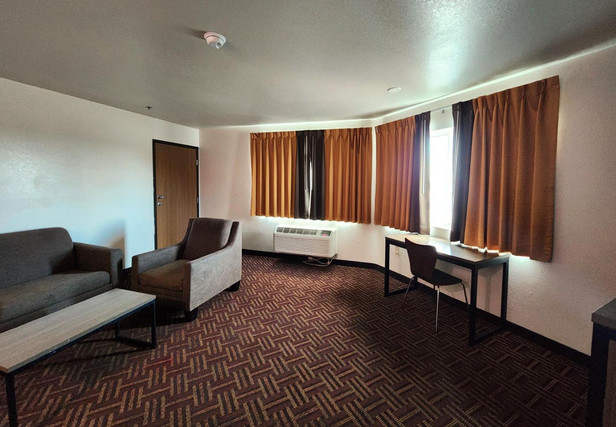 Super 8 By Wyndham Austin North/University Area Экстерьер фото